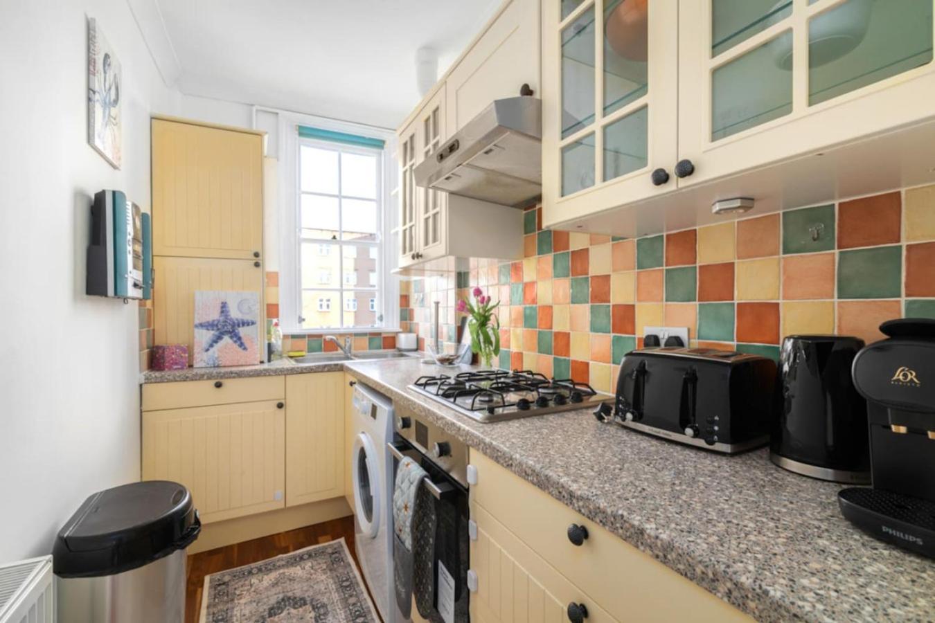 Hébergement de vacances Nw8 1 Bedroom Large By Regents Park Londres